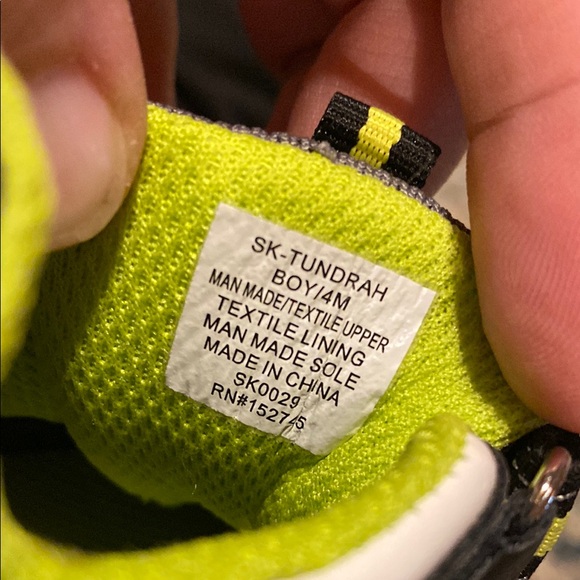 Kids Gray and Green ShoesSole Play brand boys size 4 toddler - Picture 6 of 6